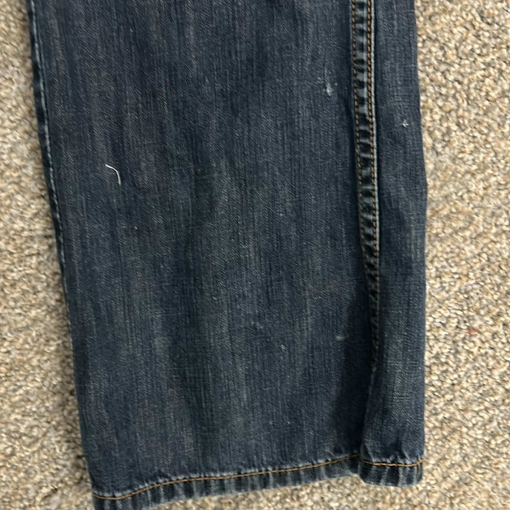 Men’s jeans imperfections in pictures - Picture 4 of 6